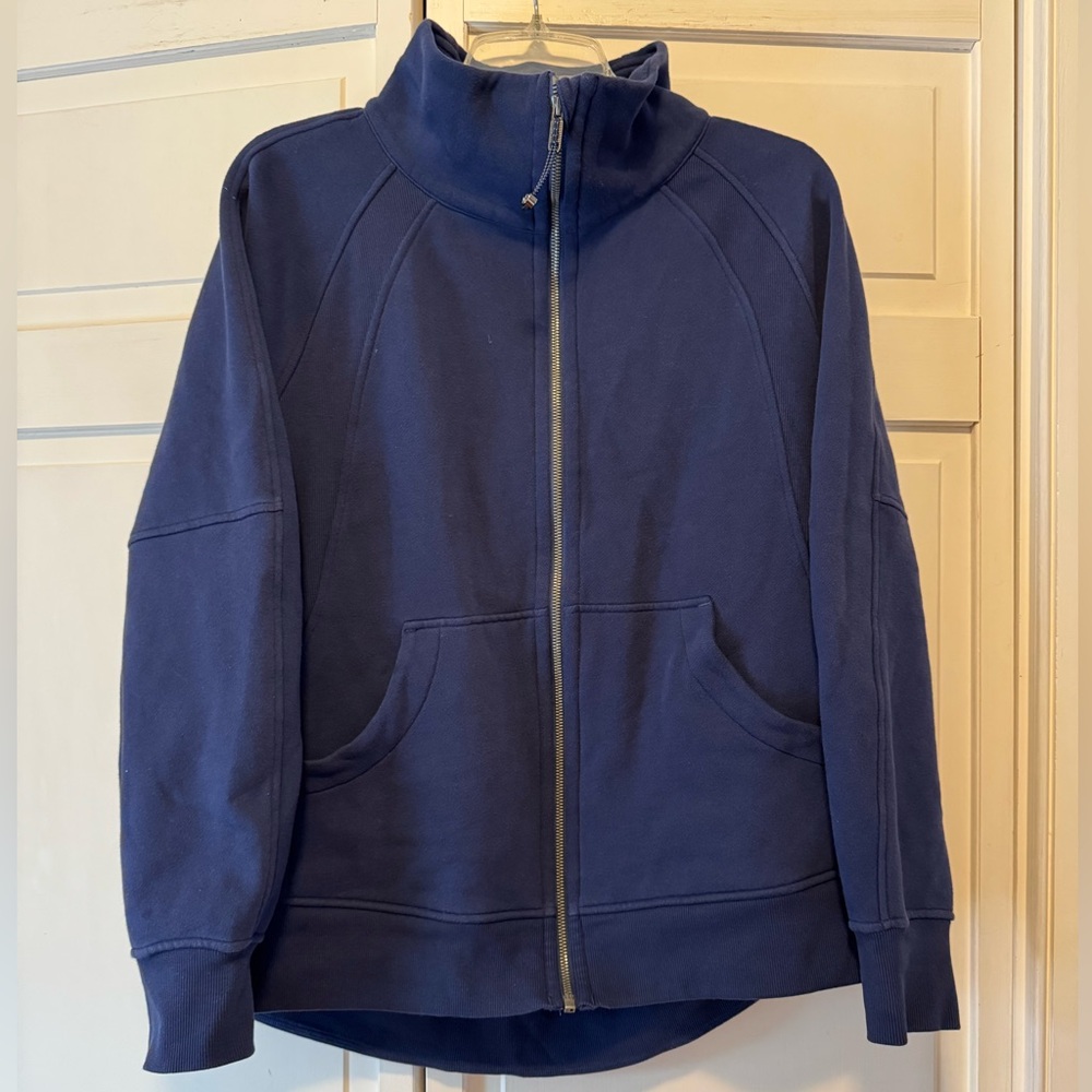 EUC hardly worn Lululemon Scuba Oversized Funnel Neck Full Zip Long
